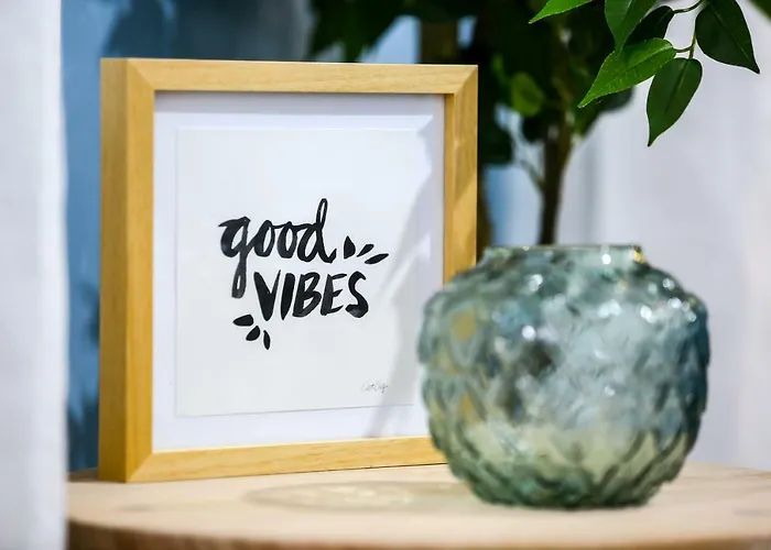 Feel - Ocean View Назаре