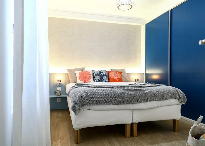 Feel - Ocean View Назаре